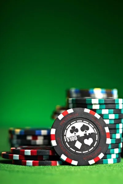 diamontoto mobile app showing Yggdrasil slots menu and DANA payment option